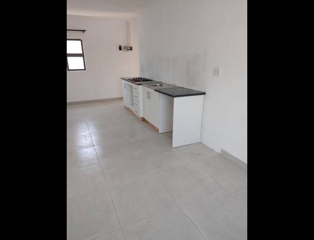 2 BEDROOM PROPERTY TO RENT IN NEWLANDS WEST